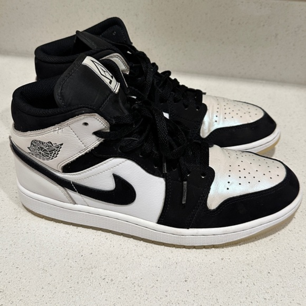 Air Jordan 1 Mid SE Diamond Shorts Size 9 DH6933-100‎